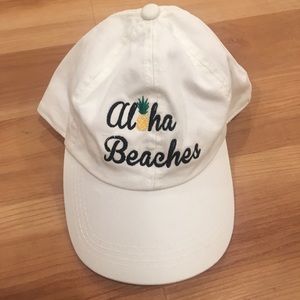 Aloha Beaches Hat with Pineapple